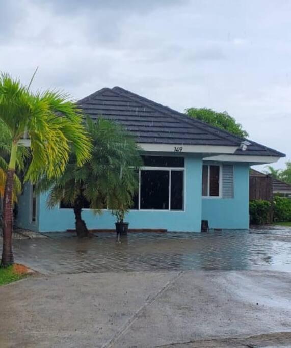 The Palms-Clearwaterblue Getaway Villa Banks Exterior foto